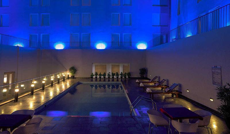 Sunday Hotel Chandigarh Zirakpur Екстериор снимка