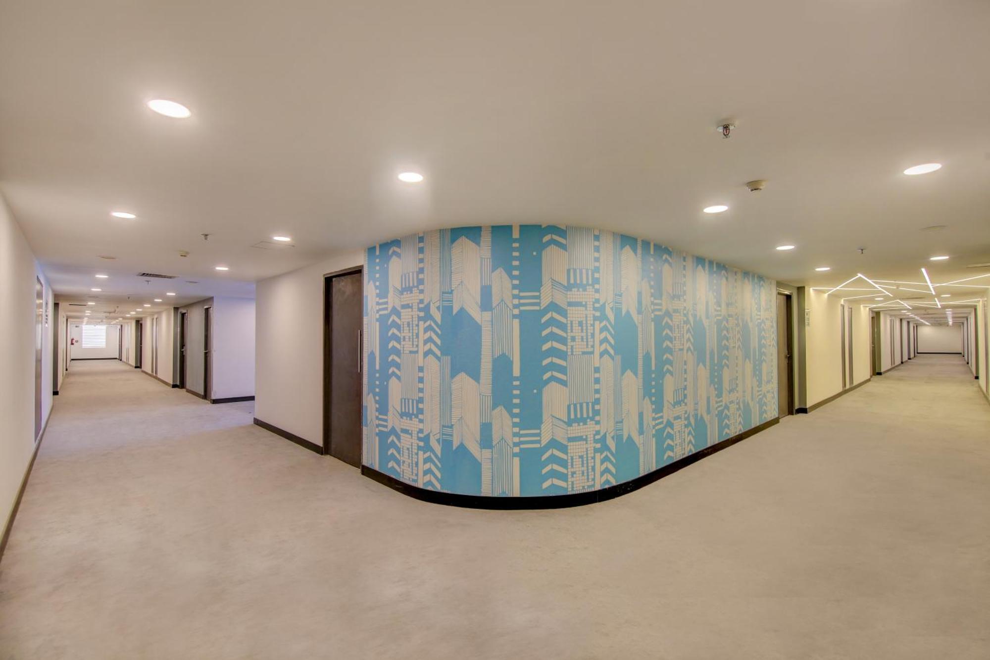 Sunday Hotel Chandigarh Zirakpur Екстериор снимка